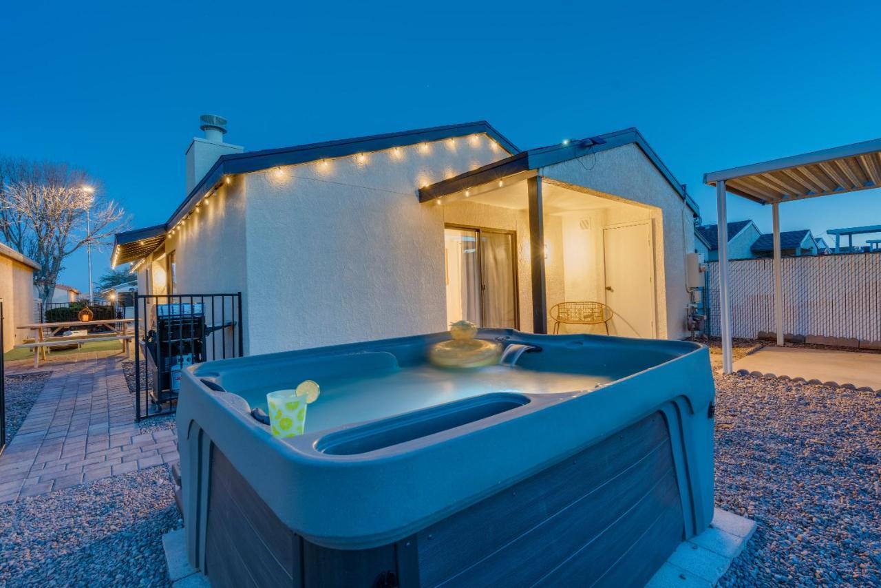 New! Modern • Family Friendly • The Desert Nest Sierra Vista Exteriör bild